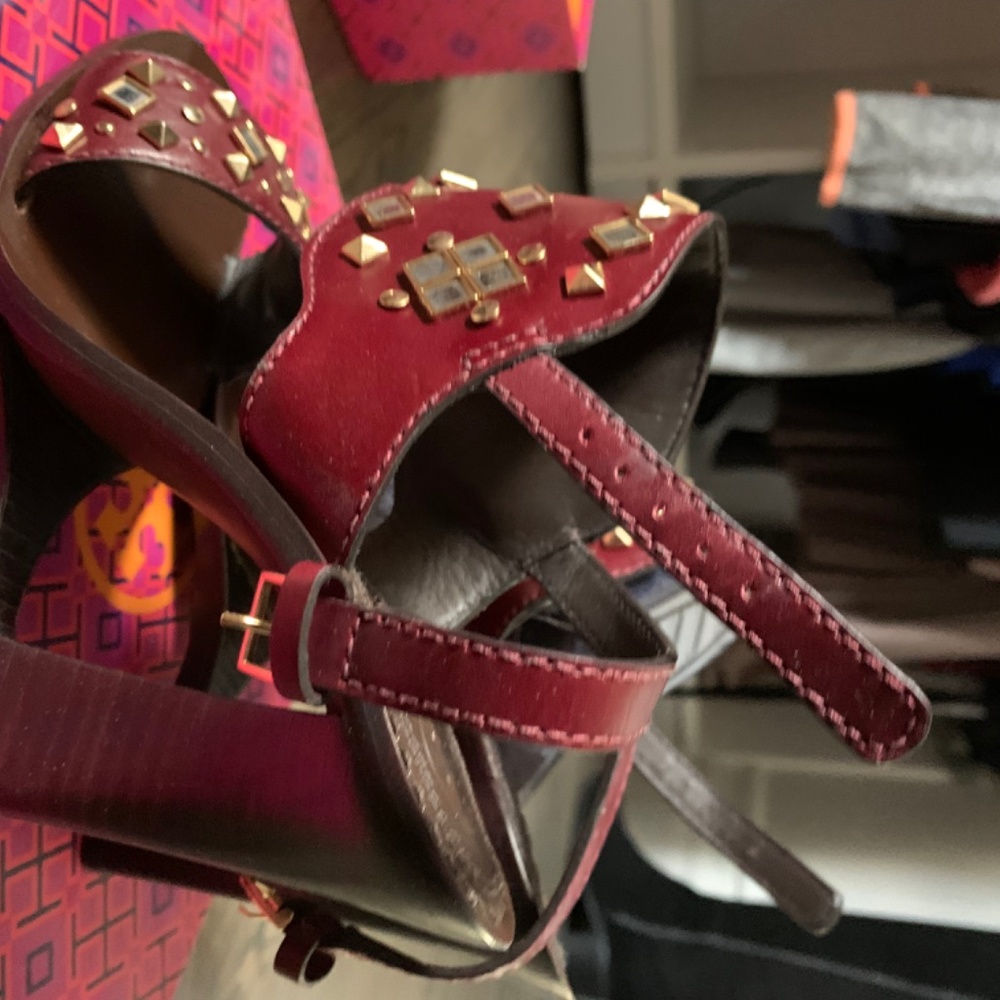 Shoes - Picture 3 of 3